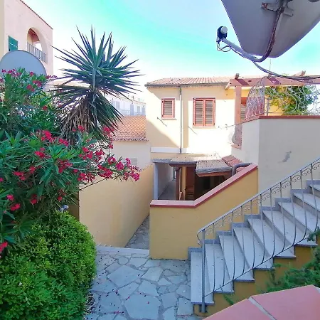 A Due Passi Dal Mare Apartment Santa Teresa Gallura