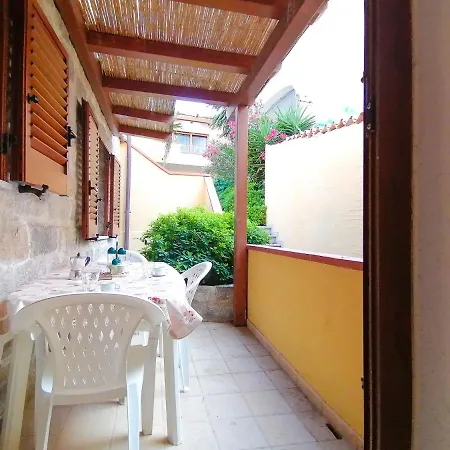 A Due Passi Dal Mare